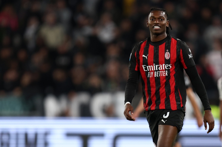 意天空预测米兰vs比萨：莱奥搭档希门尼斯，挑战40岁阿尔比奥尔