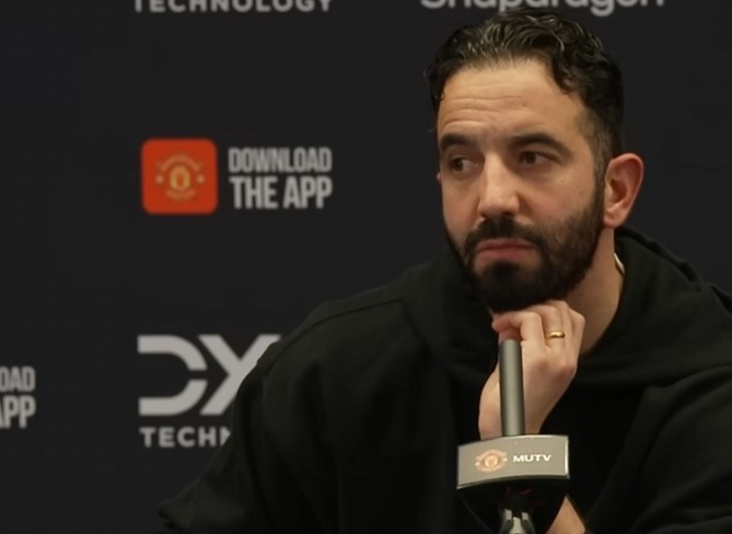 阿莫林:在曼联不赢球不行这里不会给时间 无论输赢都要向前看